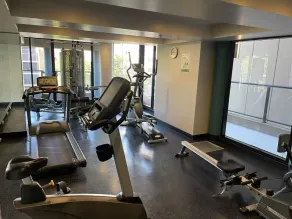 Amazing City Skyline Apartment near Convention Centre - Pool Gym Sauna - Image 3