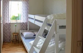 Amazing home in öxabäck - Image 5