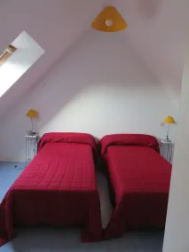 Casa para quem gosta de pescar no mar e em terra, idealmente localizado (150m ~ - Image 5