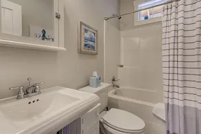 Seabrook Resting Beach | Hot Tub, Pet Friendly 2BR | Sleeps 4, The Croft - Image 4