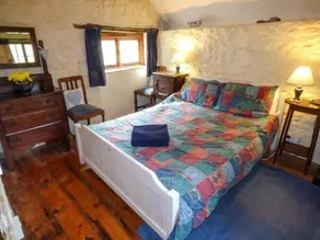THE MILL, pet friendly, character holiday cottage in Bicknoller - Image 3