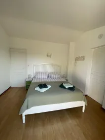 Avskilt 5 * rankad villa med privat uppvärmd pool och full luftkonditionering - Image 3