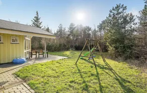 Beach Front Home In Ebeltoft With Sauna - Image 2