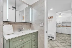 Fun N Sun 1 Bedroom Condo by RedAwning - Image 4