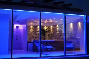 Holiday apartment with garden and air conditioning and pool - Image 4