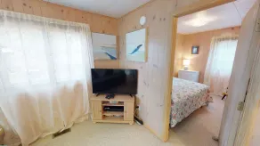 Sweet 2BRM + 1BATH COTTAGE with Lake Access + Mooring! FISH! BOAT! - Image 3