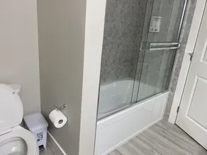 Private 2 Bedroom suite in Kelowna BC - Image 2