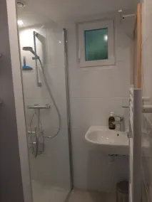 Jolie maison de vacances à Sainte Marine - Image 2