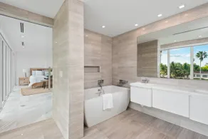 Villa Shore - Stunning Modern Villa on the Shores of Biscayne Bay - Image 3