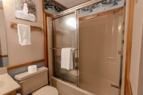 PR 36 - Spacious & dog-friendly summer getaway. Minutes to bike trails! - Image 5
