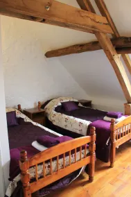 Self Catering, sistemazione in famiglia con specifiche di fascia alta con piscina - Image 4