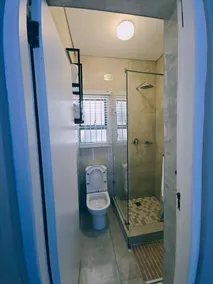 El Pantheon Guest House & Apartments - Image 3
