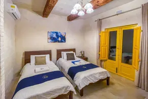 Sunset Serenity - Four Bedroom Villa, Sleeps 9 - Image 4