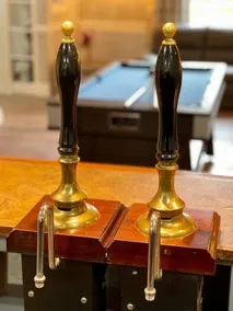 Lydney House Hotel Swaffham Sleeps 22 - Image 3