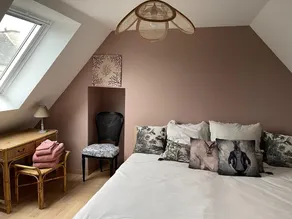 Stunning Holiday Cottage in Neulliac - Image 5