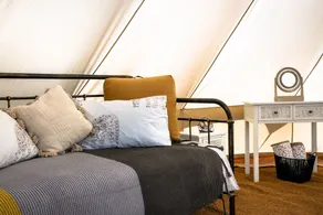 Totally Luxury 4 Person Bell Tent 10 mins Surf/Sail/Swim Beaches - Image 3