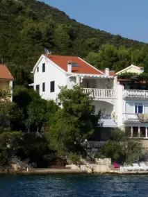 House directly by the sea - Image 5