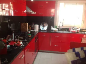 Charmosa casa funcional sem prédio em frente - Image 4