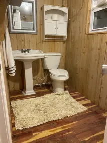 Country Cottage on Large Ky Farm - Image 3