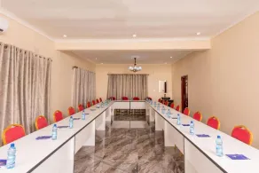 Lavish Suites - Image 3