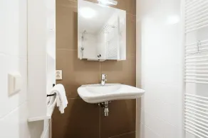 Ouddorp – Marina Port Zélande luxurious vacation apartment, anchored directly to the yacht harbour and Grevelingen, beach reachable by foot (5 minutes). - Image 3