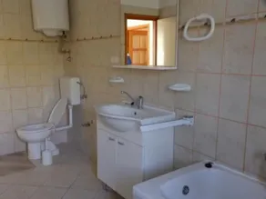 Apartment Ren - 150m from beach - Image 4