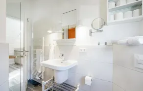 Stunning Home In Krems Iiwarderbrück - Image 3