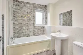 House Sleeps 8 with WiFi - Image 4