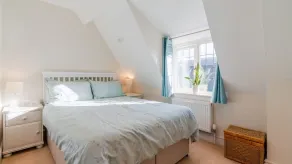 The Thatch House - Image 5