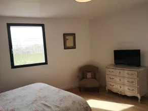 Magnifique Maison de Famille Avec Piscine à 10 Minutes de la Plage - Image 5