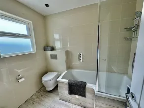 Ashburn, holiday home close to the beach - Image 5