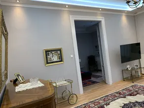 Completely refurbished, renovated bright apartment!!! - Image 2