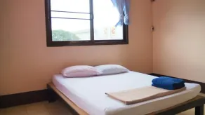 Charinsup Hotel - Image 5