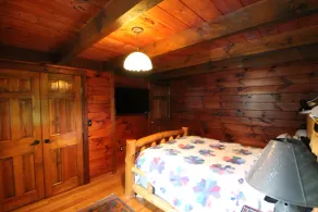 Your Secluded Country Oasis - 70 Acres with Private Lake-Welcome to SkyFall! - Image 5