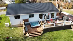 Waterfront house - Image 3