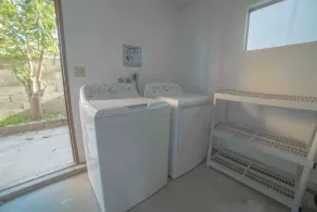 Ocean View Beach Stay w/ Pool Table & Bikes - Image 3