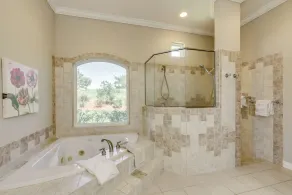 Tiara Mansion 8Bdrm 5 Bth 5 acre - Image 3