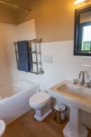 Luxus-Villa in der Toskana mit 19 Hektar Park nach Capalbio - Image 4