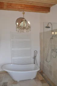 Introductory price: Villa with sunny garden and stunning view above Dolcedo - Image 4