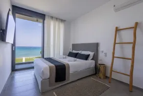 An Impressive Beachfront Luxury Retreat with Private Beach - Image 5