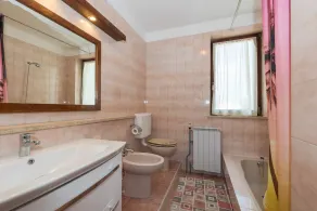 Familien- und haustierfreundliche Villa in der Nähe von Labin, privater Pool und Fitnessraum, ruhige Lage - Image 4