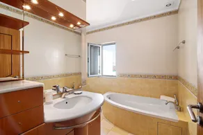 Holiday Apartment \"Duplex Tartaruga\" with Private Terrace and Wi-Fi - Image 2
