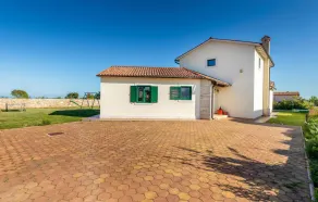 Gorgeous Home In Valtura - Image 4