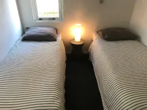 bungalow spacieux et confortable « Frank » dans la zone boisée (12 personnes) - Image 5