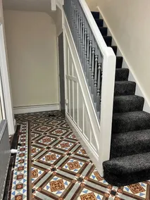 5 Bed House - Sleeps 9 - Parking - Wifi - Image 2