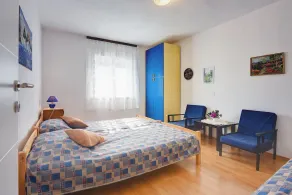 590 meters to the beach with sea views - Image 3