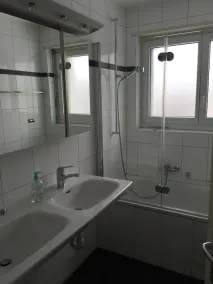 Apartamento acogedor ideal para familias en una zona tranquila - Image 3