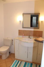 Vacanza individuale in tenuta di gres ristrutturata dal 16 secolo - Image 2