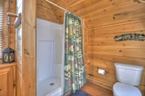 Papa Bear Lodge - Image 5