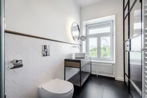 Budapest Eye- Boutique Suites, by BQA - Image 4